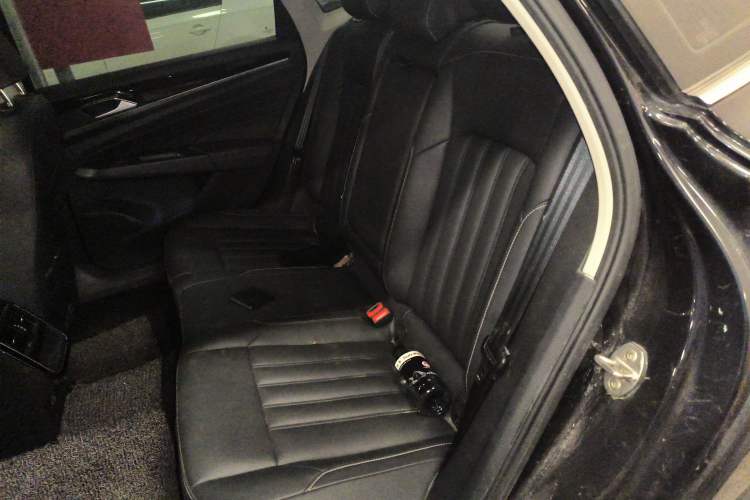 Used Volkswagen Passat 2022 280TSI Business Edition Left Rear Seat