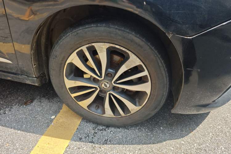 Used Dongfeng Aeolus A60 2016 1.5L Manual Luxury Model
