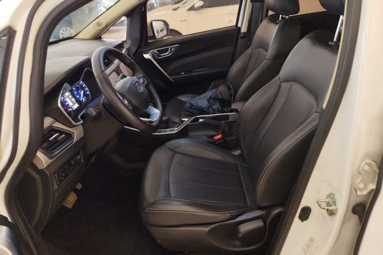 Used Geely Auto Vision X3 2019 Upgraded Model 1.5L CVT Elite Version
