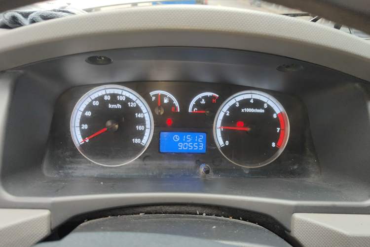 Used Foton Scenic G7 2020 2.4L Commercial Version Long Wheelbase High-Roof 6-Seater Business Vehicle China VI Emission Standard Model 4K22D4M