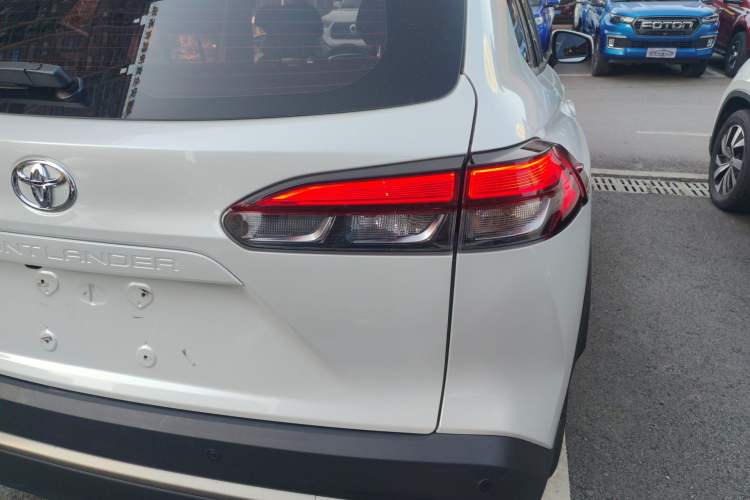 Used Toyota FRONTLANDER 2022 2.0L CVT Luxury Edition
