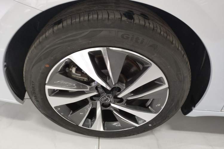 Used Peugeot 408 2024 360THP "Da Da" Model – Latou Edition
