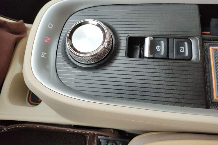 Used ORA Good Cat 2021 400km Standard Range Athena Edition Lithium Iron Phosphate Gear Lever