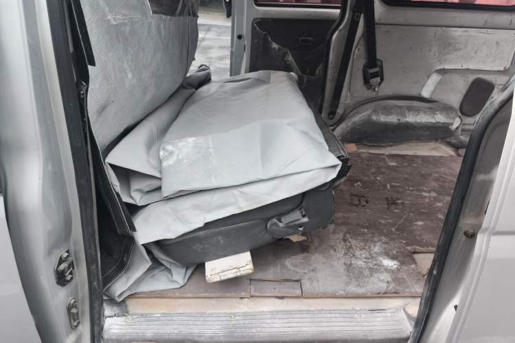 Used Wuling Rongguang V 2016 1.5L Practical Version
