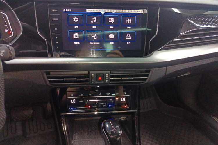 Used Volkswagen Passat 2023 Facelift 330TSI Luxury Edition
