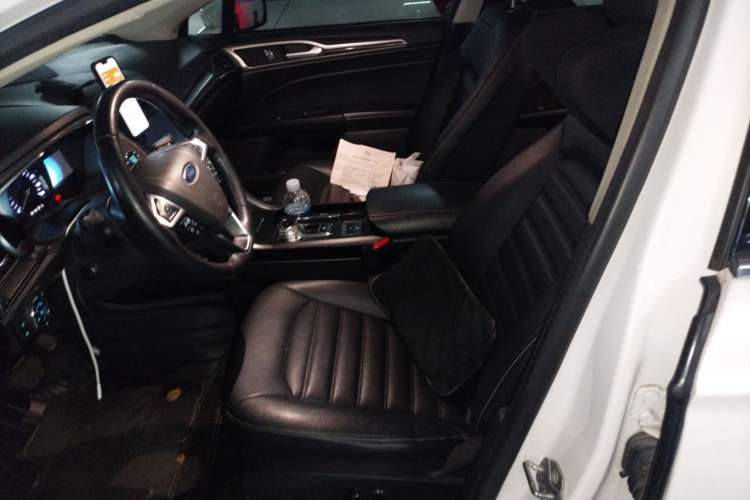 Used Ford Mondeo New Energy 2018 2.0 PHEV Smart-Controlled Fashion Edition China VI Standard
