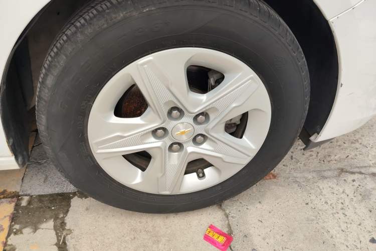 Used Chevrolet Cavalier 2018 320 Manual Enjoyment Edition Right Front Wheel Hub