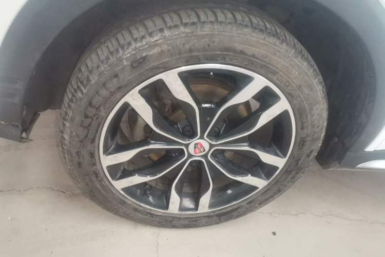 Used Roewe RX5 2016 20T Two-Wheel Drive Automatic Internet Smart Edition