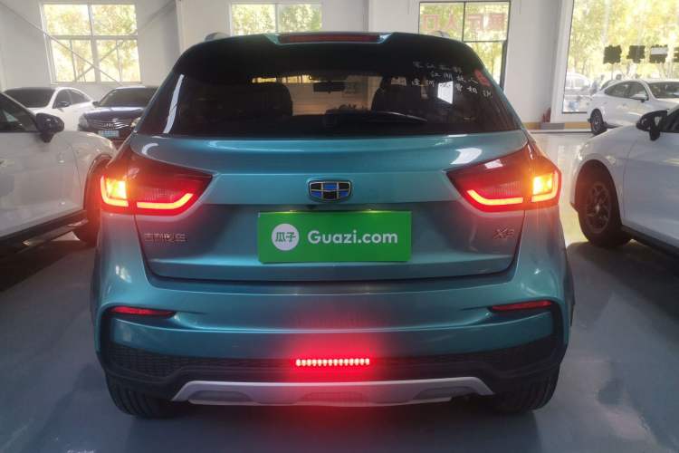 Used Geely Auto Vision X3 2019 Upgraded Model 1.5L Manual Elite Version