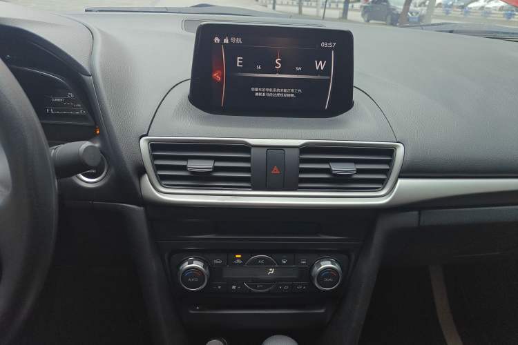 Used Mazda 3 Axela 2019 Cloud-Controlled Version Sedan 1.5L Automatic Luxury Trim China V Standard