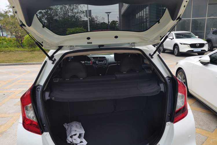 Used Honda Fit 2018 1.5L Manual Comfort Version