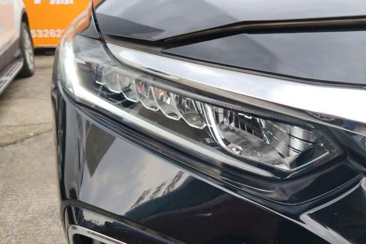 Used Honda Inspire 2019 260TURBO Elegant Edition China VI Emission Standard Right Front Headlight