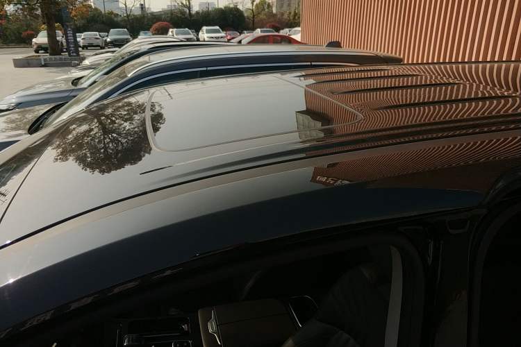 Used GAC Trumpchi M8 2024 Master Series 400T Ultimate Edition Roof