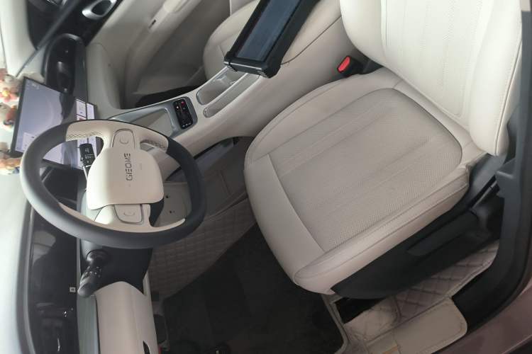 Used Geely Galaxy Geome 2025 310km Dream Edition
