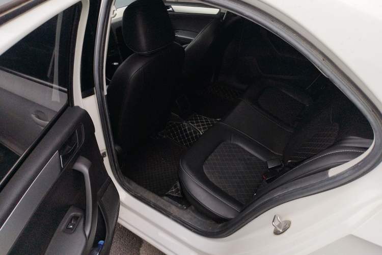 Used Skoda Rapid 2019 1.5L Automatic Comfort Edition China V Standard Left Rear Seat