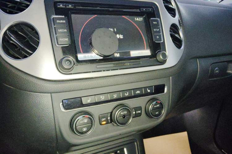 Used Volkswagen Tiguan 2015 1.8TSI Automatic Two-Wheel Drive Luxury Model