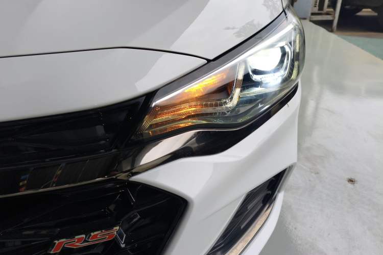 Used Chevrolet Monza 2019 RS 330T Automatic Comfort Edition China VI Standard Left Front Headlight