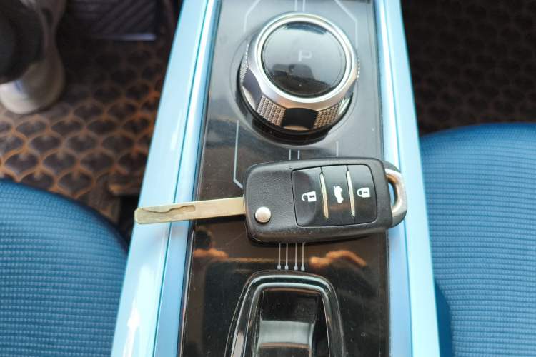 Used Oshan Benni E-Star 2022 Qingxin Edition Colorful Model Lithium Iron Phosphate
