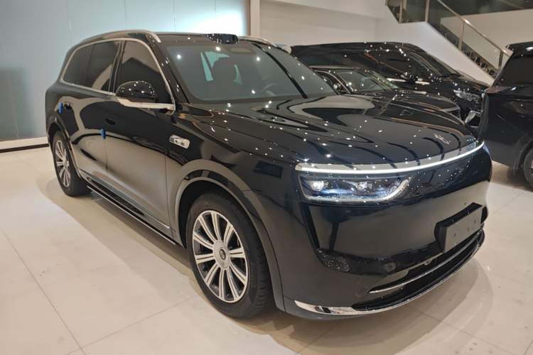 Used Hima AITO M8 2025 Extended-Range Max+ Version 53.4 kWh 6-Seater Edition
