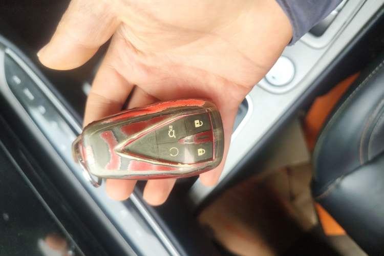 Used CHANGAN OSHAN X7 2020 1.5T Automatic Luxury Version