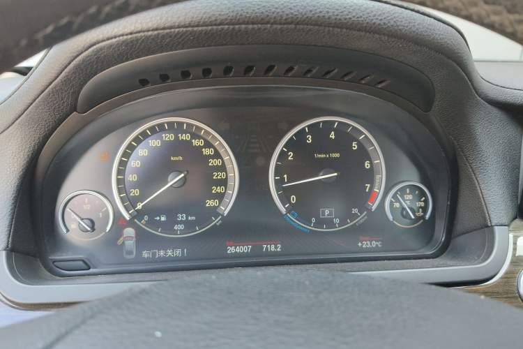 Used BMW 7 Series 2011 730Li Elegant Model Instrument Cluster