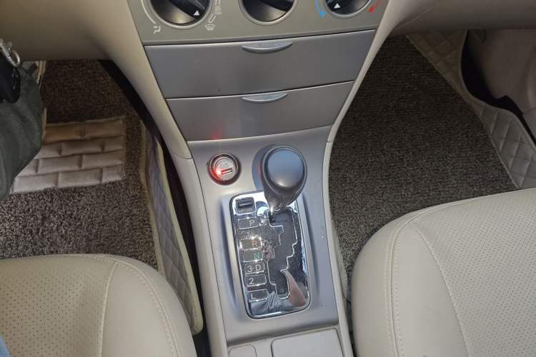 Used Toyota Corolla EX 2013 1.6L Automatic Luxury Edition