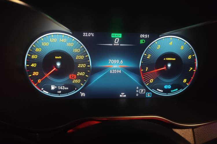 Used Mercedes-Benz C-Class 2021 C 260 L Sport Edition Star Collection Odometer Close Up