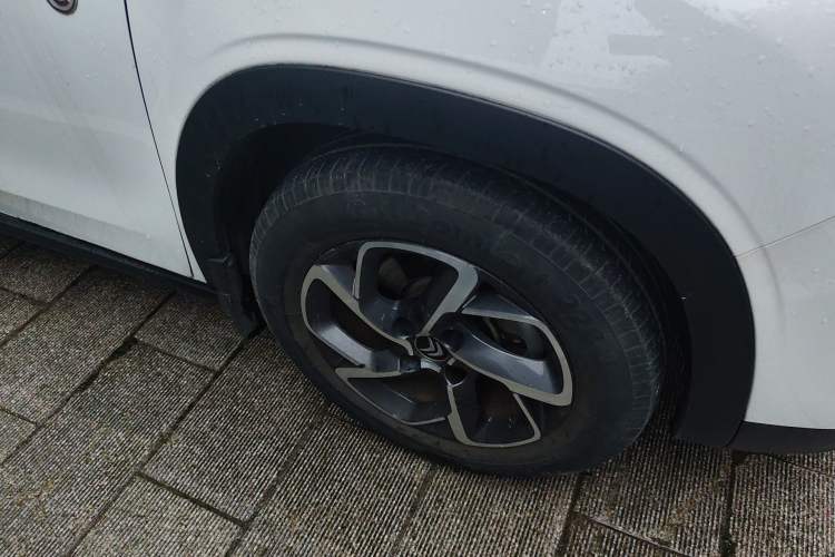 Used Citroen C3-XR 2020 230THP DCT C-Series Trendy Edition Right Front Wheel Hub