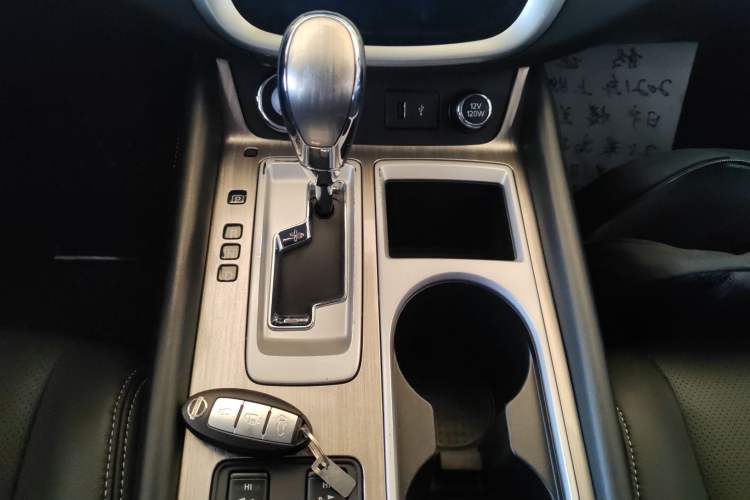 Used Nissan Murano 2021 2.5L XL Two-Wheel Drive Smart Connect Luxury Edition Gear Lever