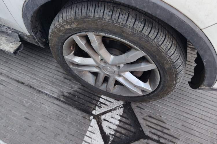 Used Changan CS35 2015 1.6L Automatic Luxury Model China IV Standard