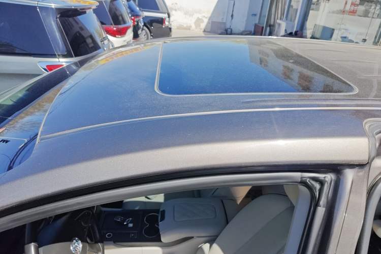 Used Buick GL8 2020 Land Business Class 652T Luxury Model
