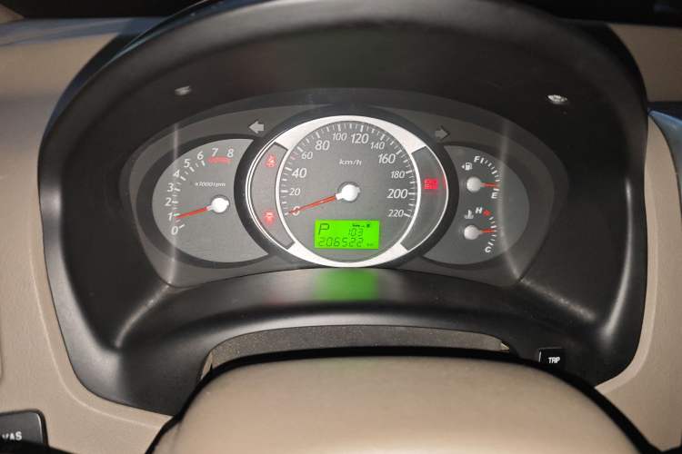 Used Hyundai Tucson 2009 2.0L Automatic Two-Wheel Drive with Sunroof