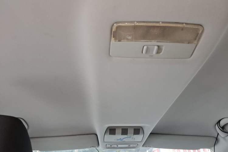 Used Skoda Octavia 2015 Classic Model 1.6L Manual Eado Version