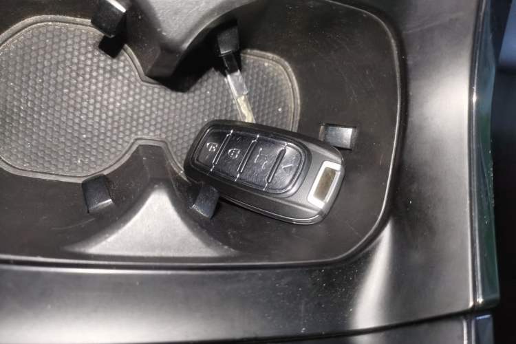 Used MG 5 2021 180 DVVT CVT Youth Luxury Edition
