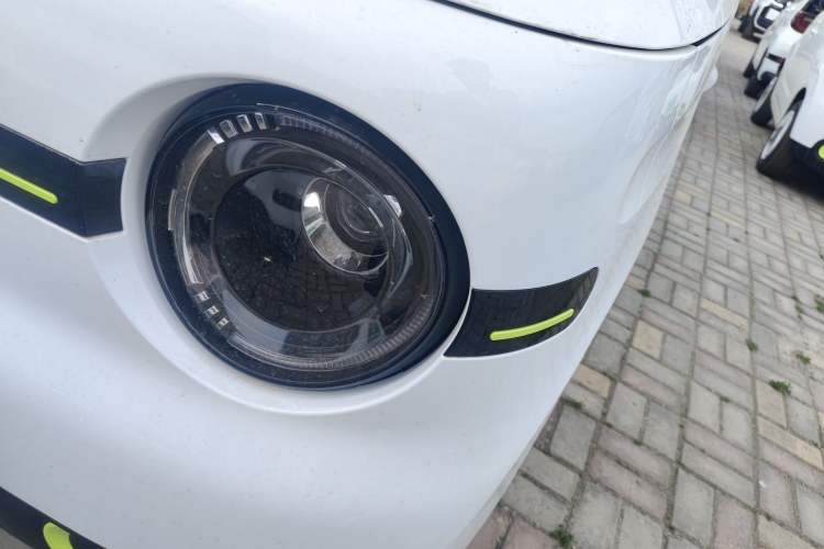 Used Geely Galaxy Panda 2025 210 km – Yuanqi Bear Left Front Headlight