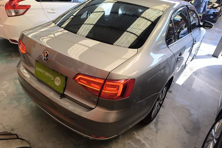 Used Volkswagen Sagitar 2017 1.6L Automatic Comfort Model
