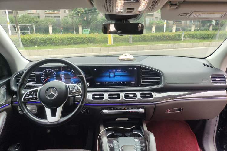 Used Mercedes-Benz GLE 2020 Restyled GLE 350 4MATIC Fashion Edition Center Console