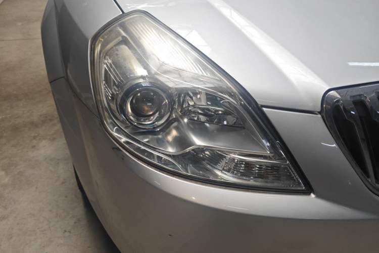 Used Buick Excelle 2013 1.5L Automatic Classic Model
