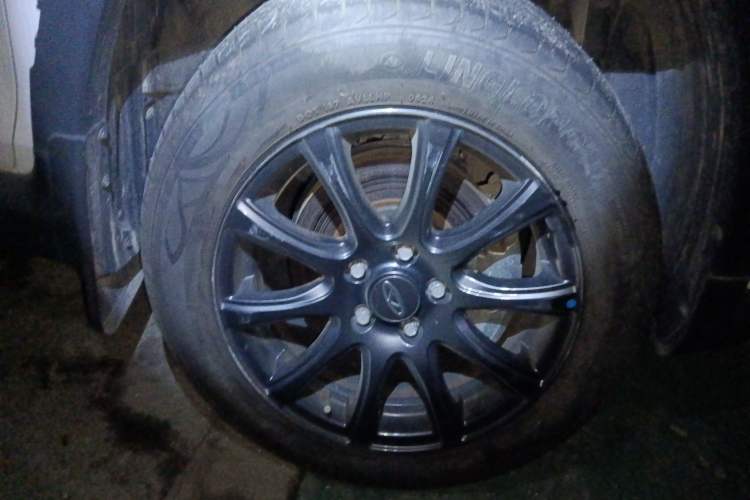 Used Chery Tiggo 3X 2023 1.5L CVT Fashion Edition Right Front Wheel Hub