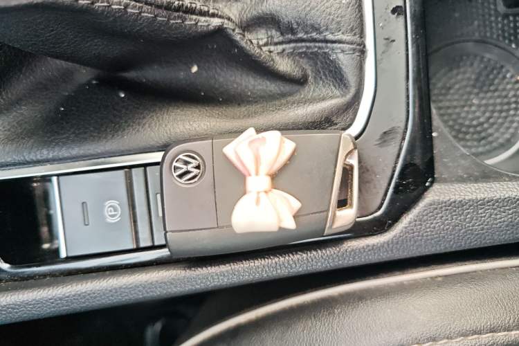 Used Volkswagen Sagitar 2023 300TSI DSG Excellence Edition Interior 1