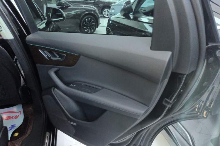 Used Audi Q7 2023 45 TFSI quattro S line Sport model