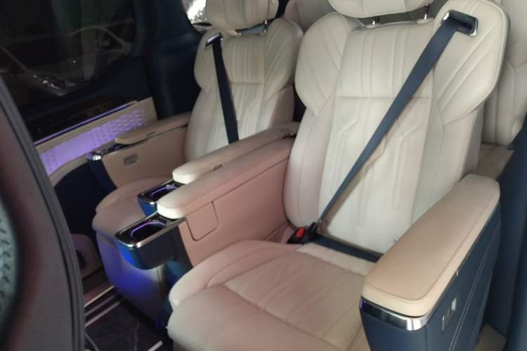 Used Zeekr 009 2022 WE Edition
