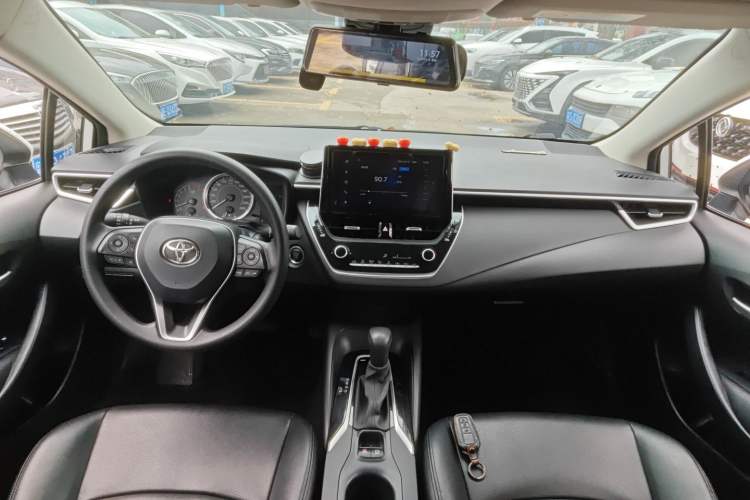 Used Toyota Corolla 2021 1.2T S-CVT Elite Edition Center Console