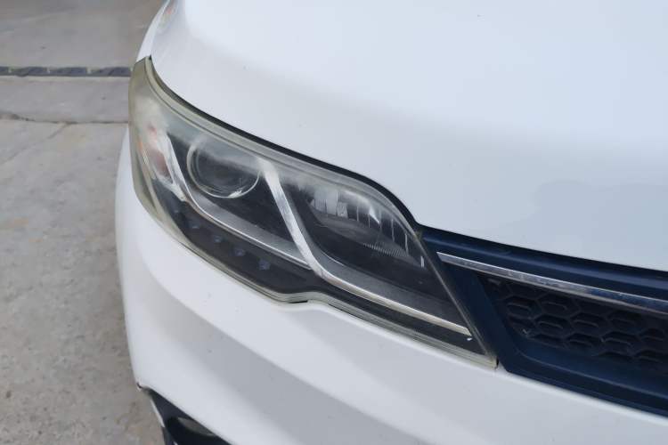 Used Soueast DX3 2016 1.5T CVT Prestige Edition