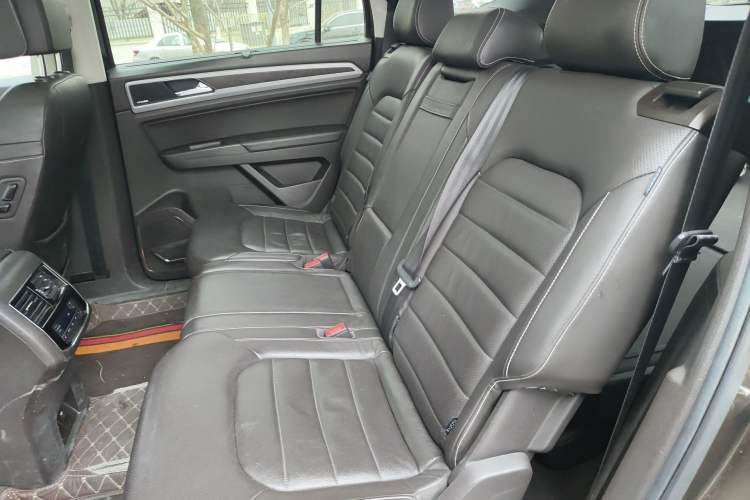 Used Volkswagen Teramont 2017 330TSI Two-Wheel-Drive Luxury Edition