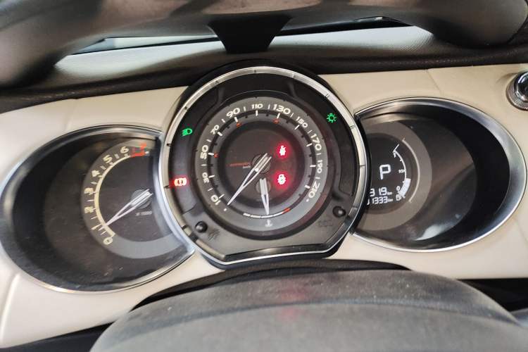 Used DS 3 2012 1.6L Supreme Edition
