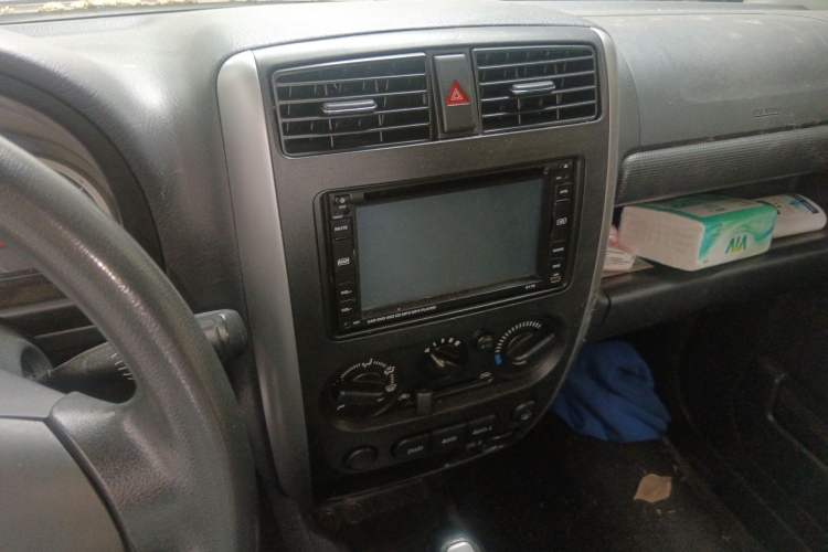 Used Suzuki Jimny 2015 1.3 AT JLX
