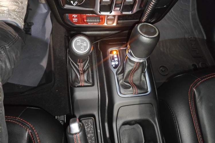 Used Jeep Wrangler 2021 2.0T Robin Hood Four-Door Edition