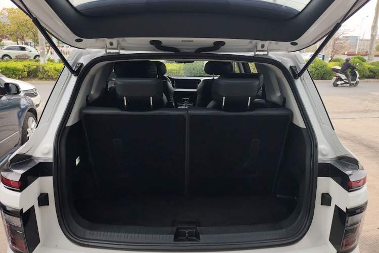 Used Baojun RM-5 2019 1.5T CVT Elite Version with 24-Hour Online Service 6 Seats