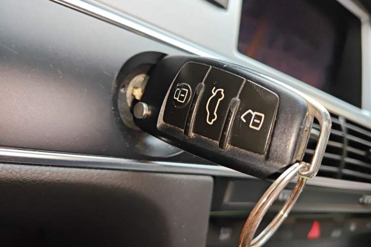 Used Audi A6L 2011 2.0 TFSI Automatic Standard Edition
